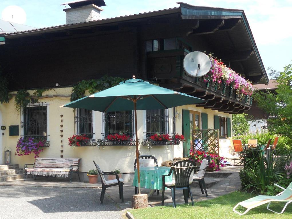 Haus Lena Apartment Санкт Мартин бай Лофер Екстериор снимка